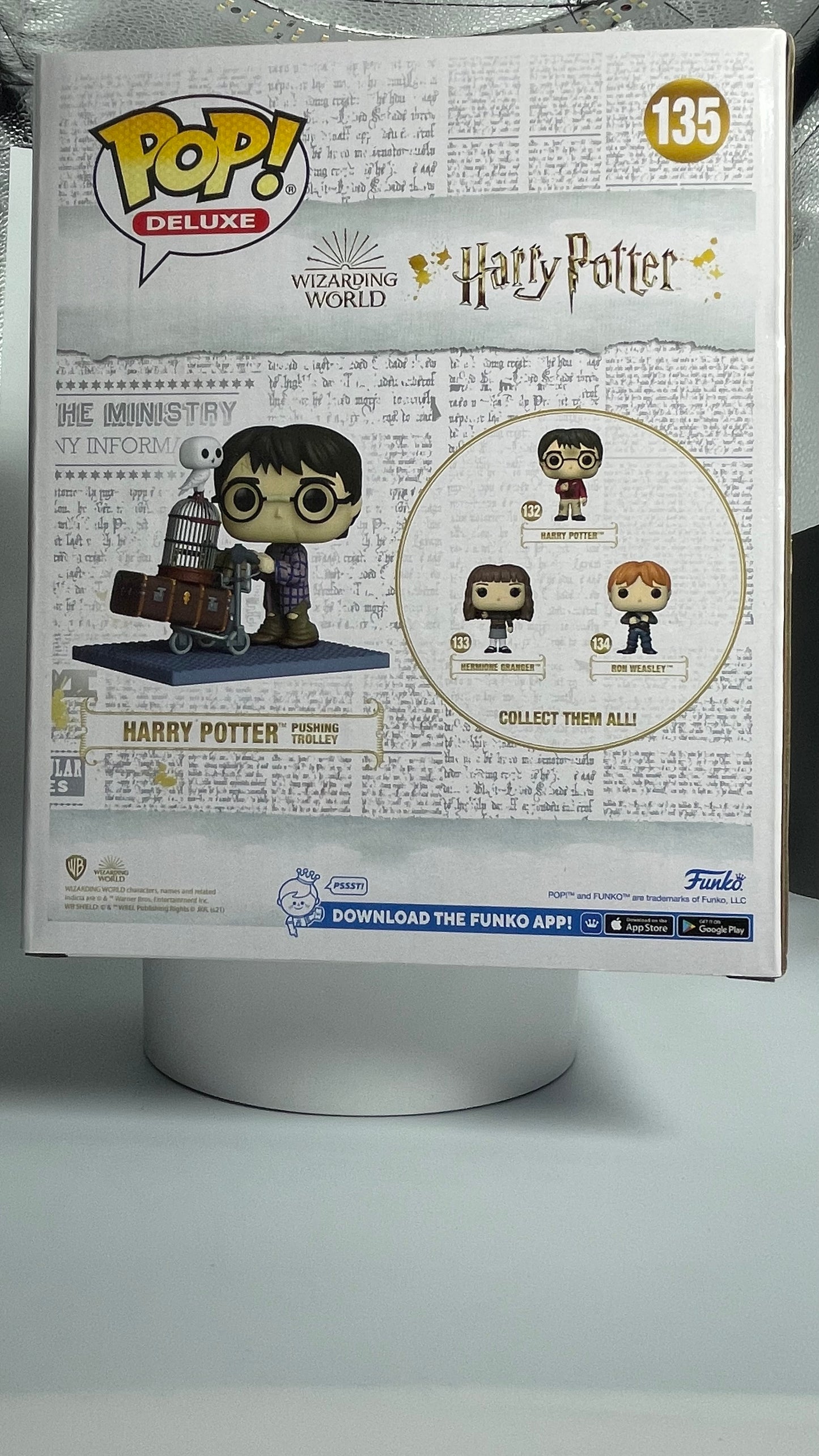 Funko Pop Deluxe Wizarding World Harry Potter Harry Potter Pushing Trolley 135