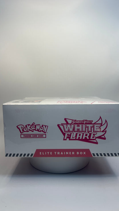 Pokemon White Flare Elite Trainer Box