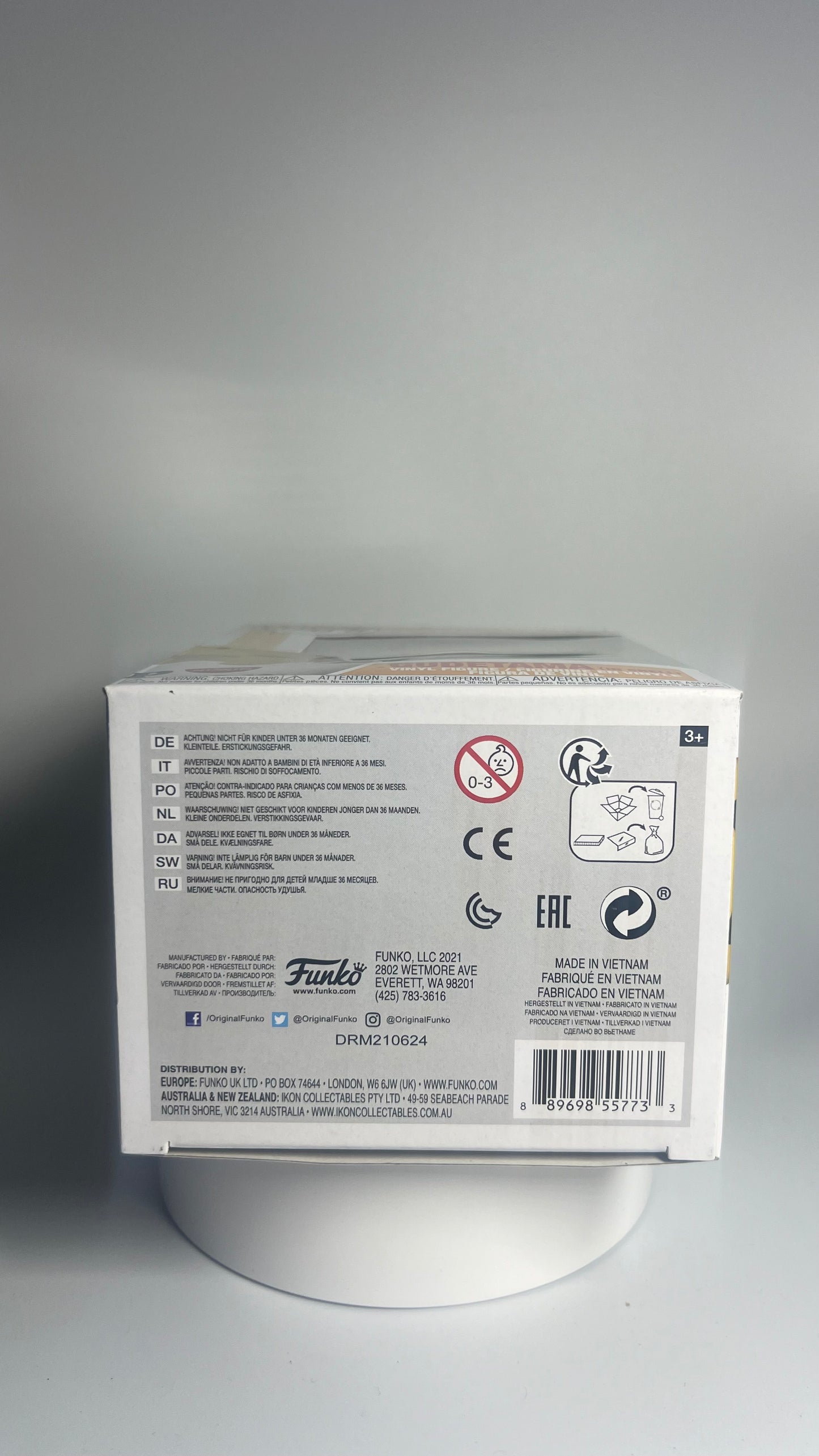 Funko Pop Top Ramen Gudetama (In Shell) 50