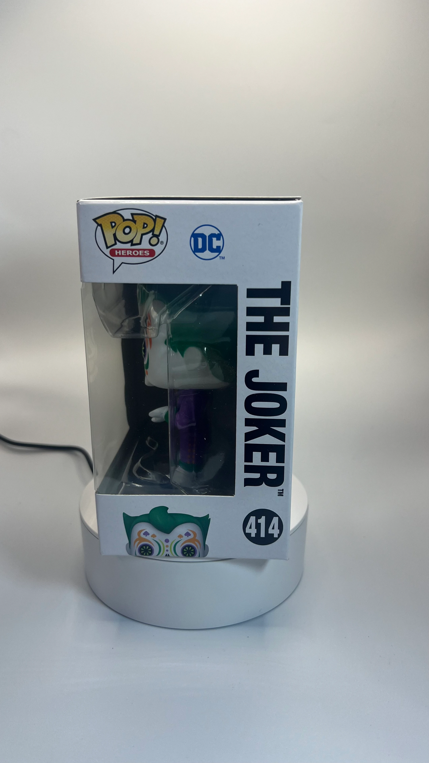 Funko Pop! Heroes - DC Super Heroes - The Joker 414