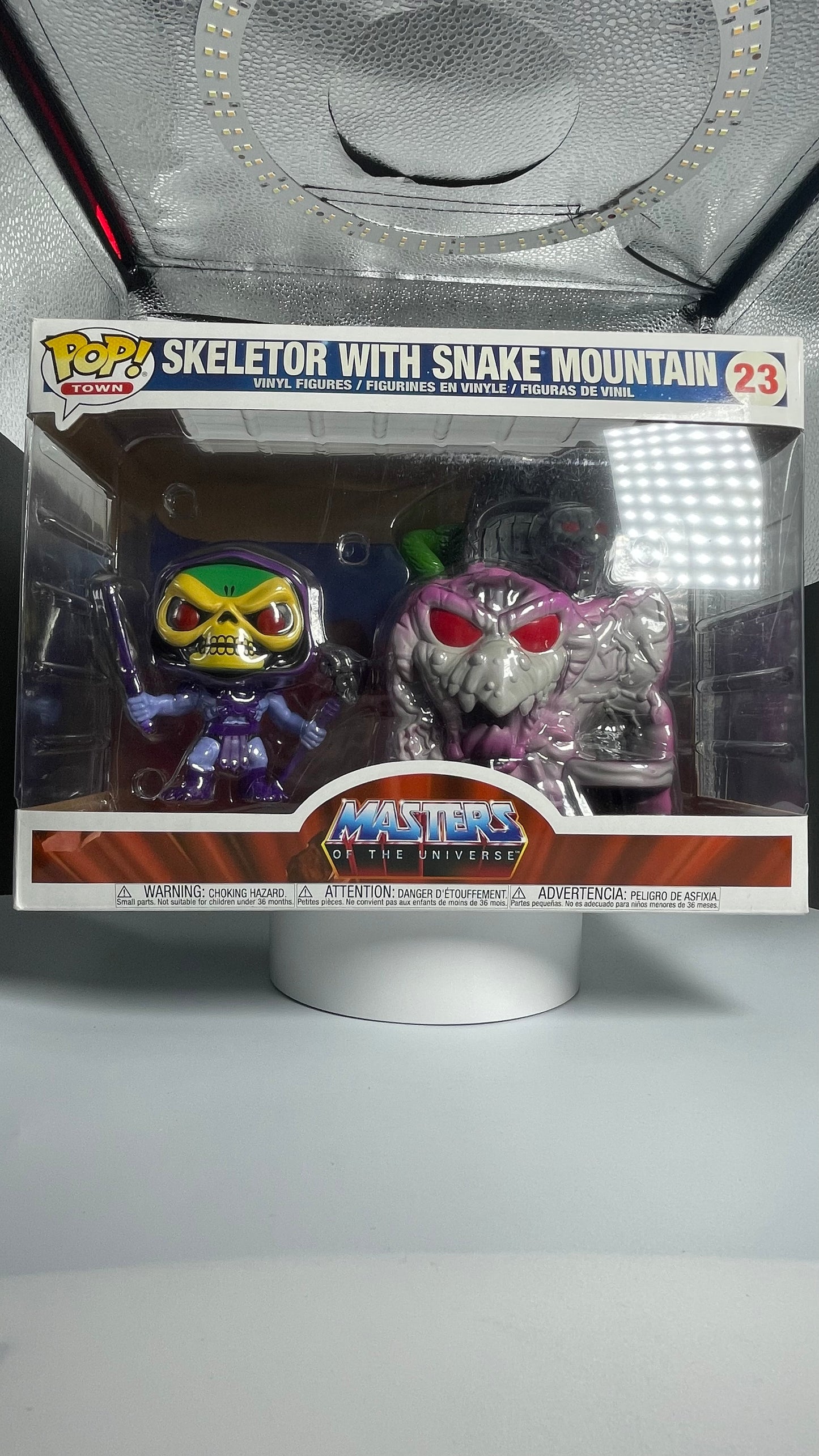 Funko Pop Town Masters Of The Universe Skeletor With Snake Mountain 23