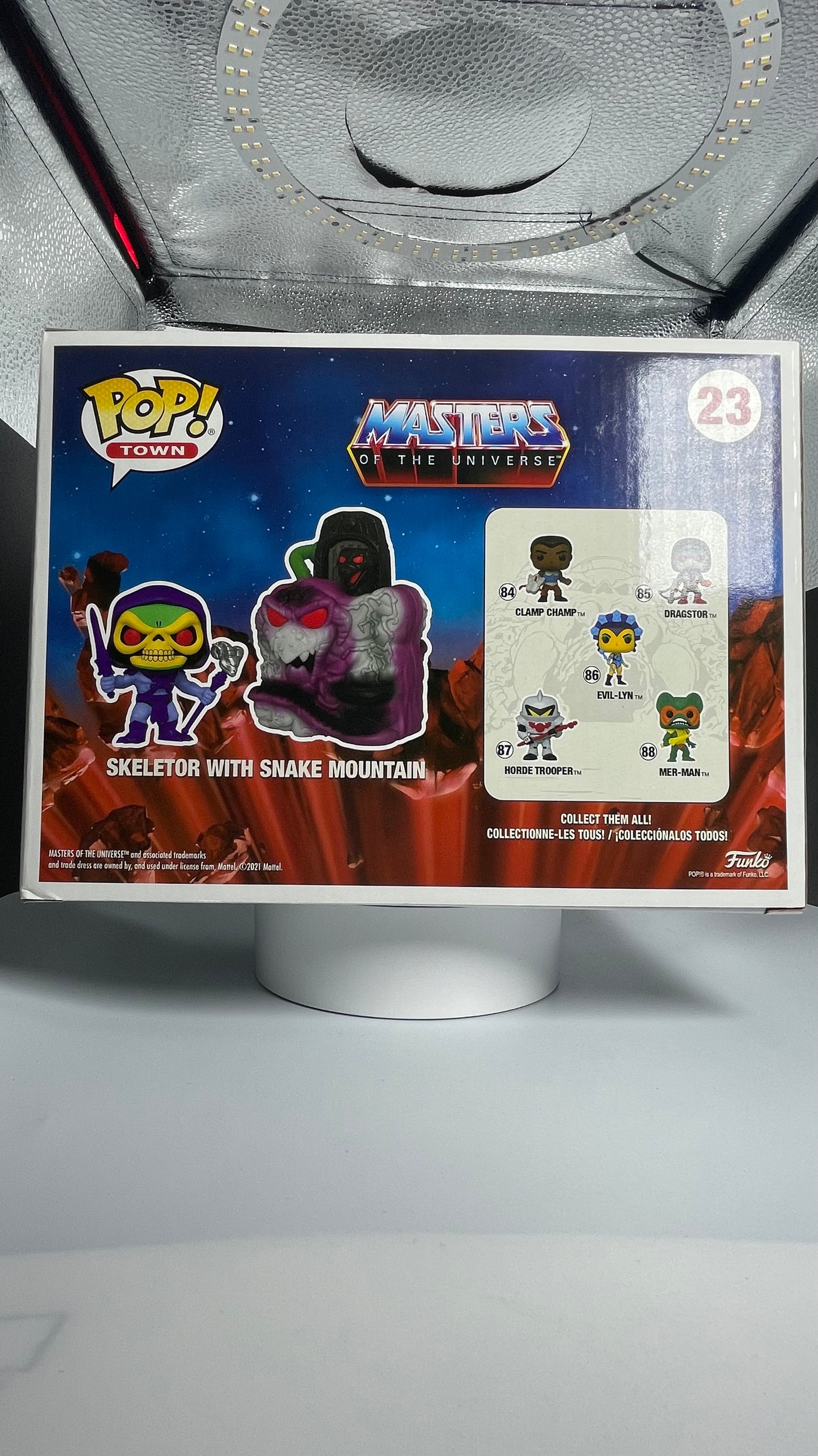 Funko Pop Town Masters Of The Universe Skeletor With Snake Mountain 23