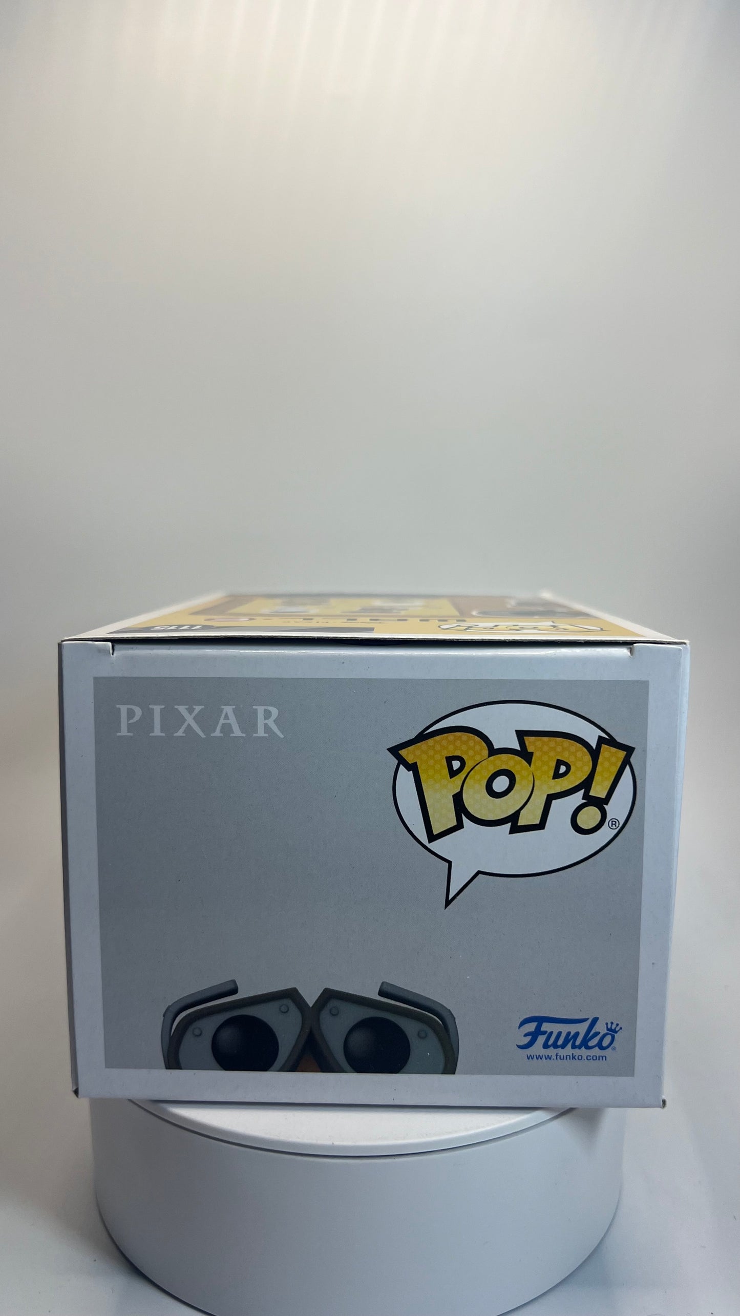 Funko Pop Disney Pixar Wall-E Wall-E With Fire Extinguisher 1115