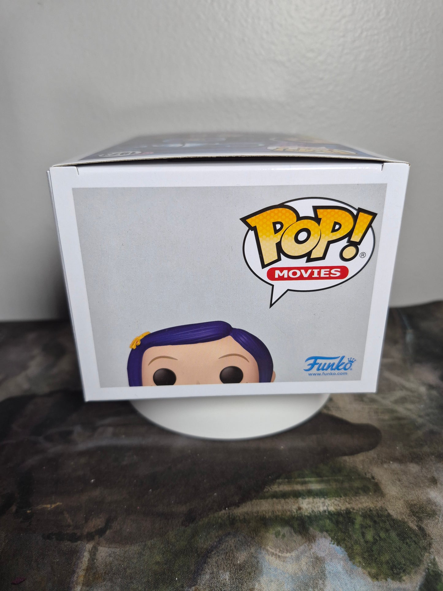 Funko Pop Coraline With Doll 1973