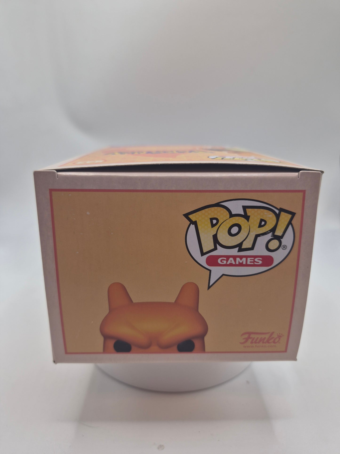 Funko Pop! Games - Pokemon - Charizard 843 (Special Edition)